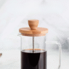 Stūmoklinis kavos ir arbatos kavinukas su bambukiniu dangteliu – French Press indas, 350 ml talpa