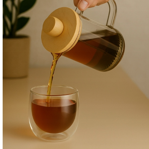 Termo stiklinės 250 ml latte kavai su dvigubomis sienelėmis – 2 vnt. rinkinys