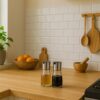 Stiklinis aliejaus buteliukas su dozatoriumi   – 2 vnt. po 320 ml